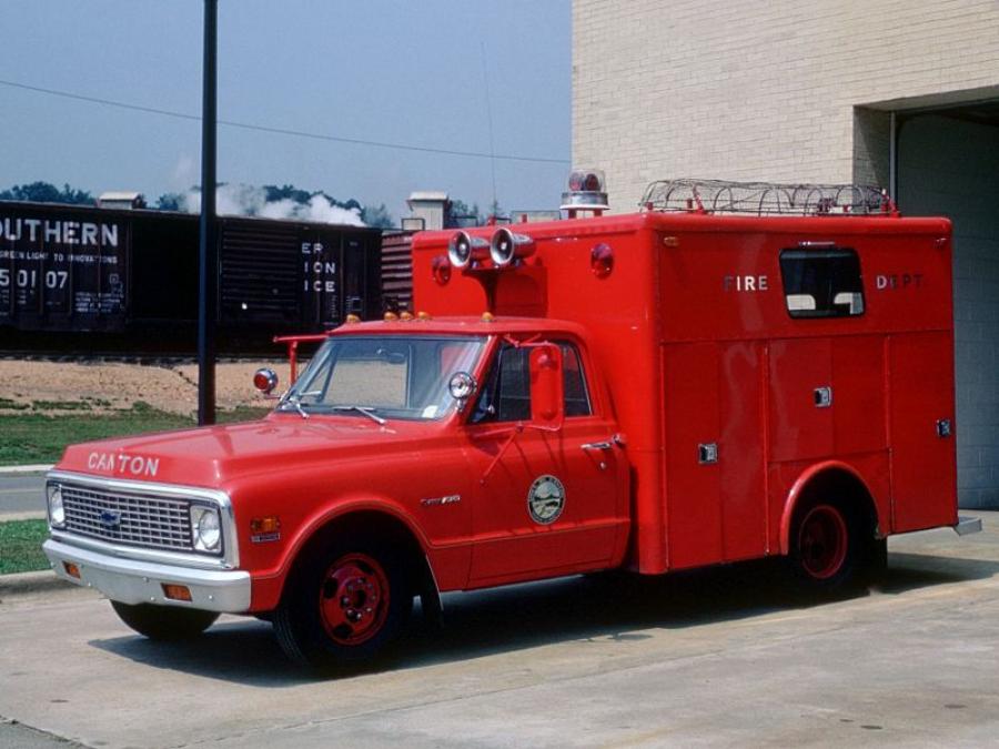  Chevrolet C30 Rescue Truck 1972 года  (фото 1 из 1)